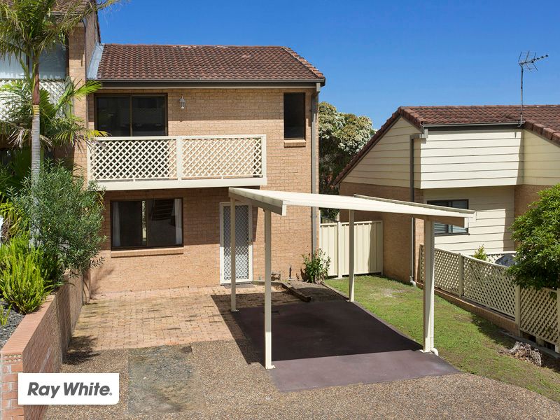 15-17 Meares Place, Kiama NSW 2533