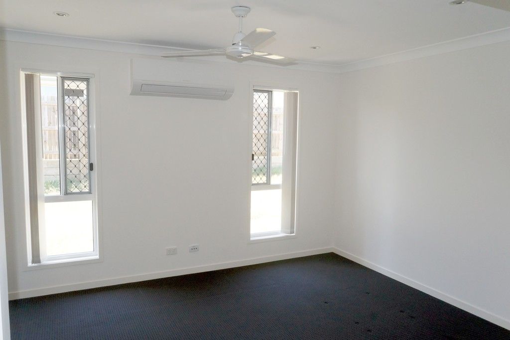 27 Cornforth Crescent, Kirkwood, QLD 4680