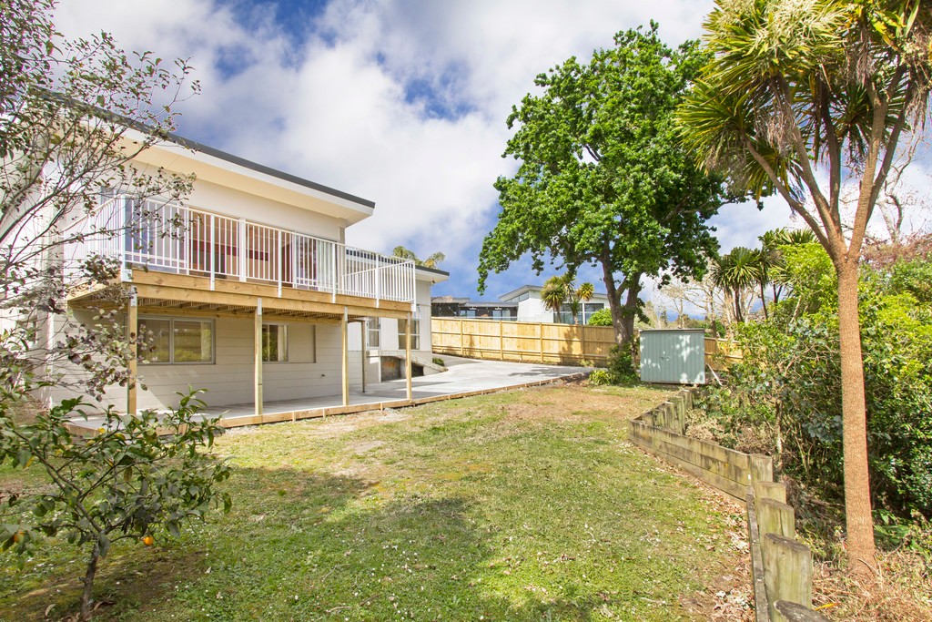 57 Evelyn Road, Cockle Bay, Manukau City