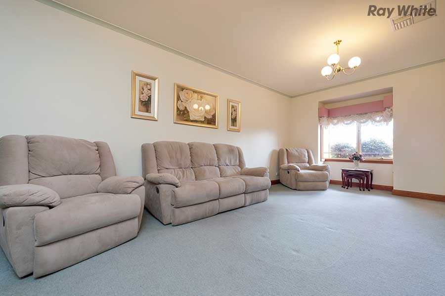 34 Bedingham Drive, Hillside, VIC 3037