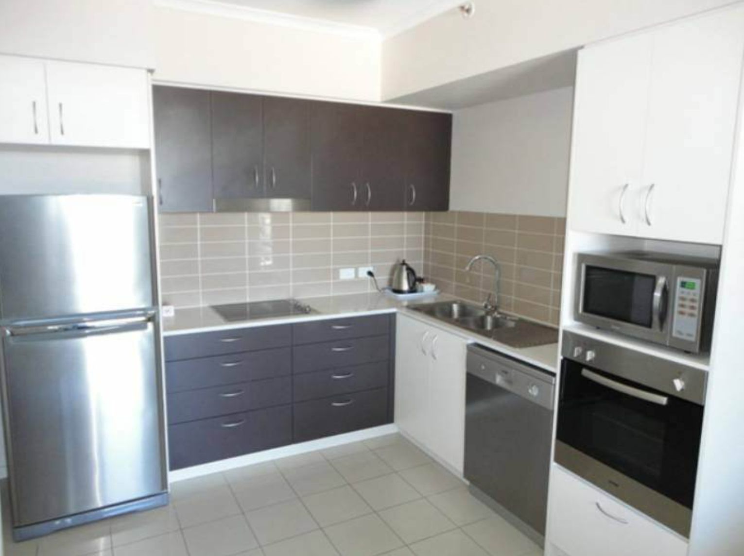 1002/11 Ellenborough Street, Woodend, QLD 4305