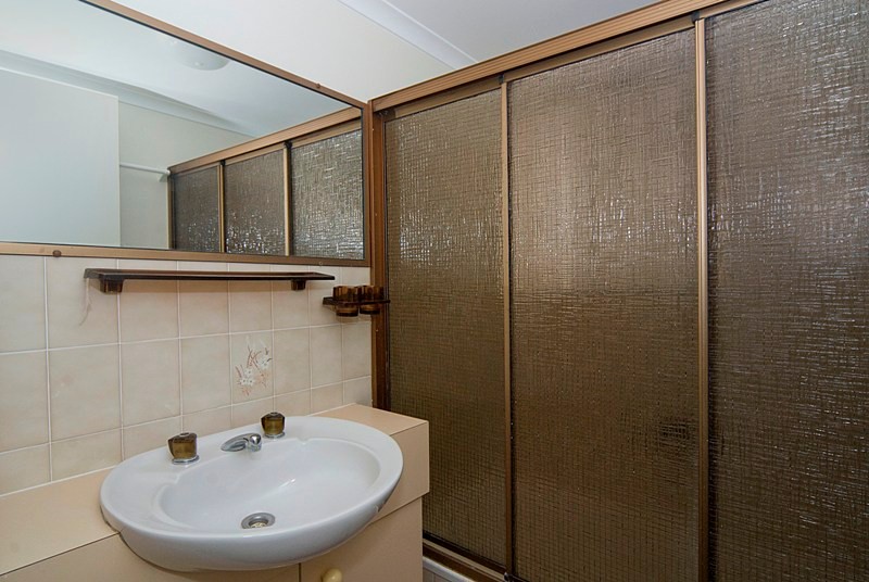 2/14 Dingle Avenue, KINGS BEACH, QLD 4551