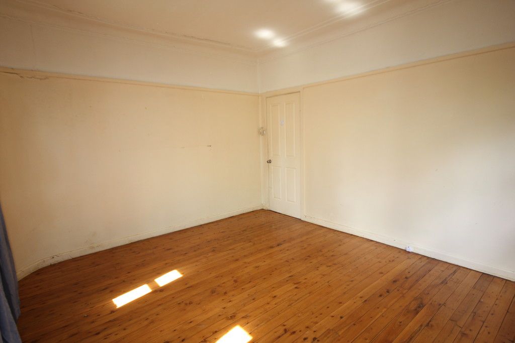 Campbelltown, NSW 2560