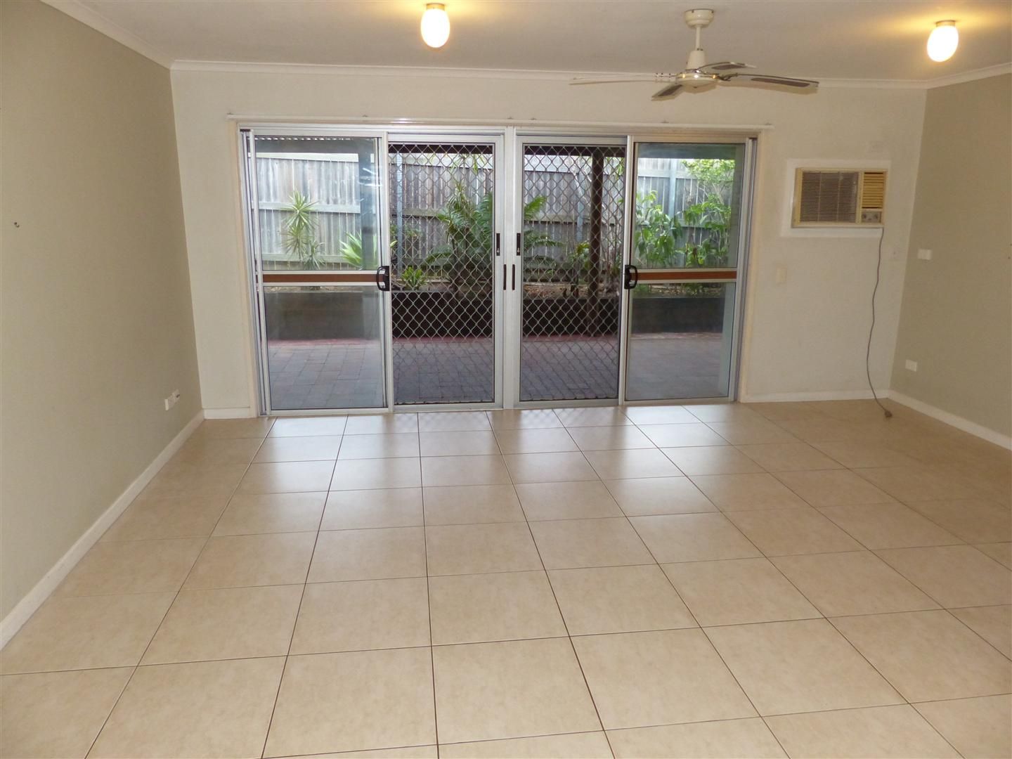 6 Hawthorne Street, West Gladstone, QLD 4680