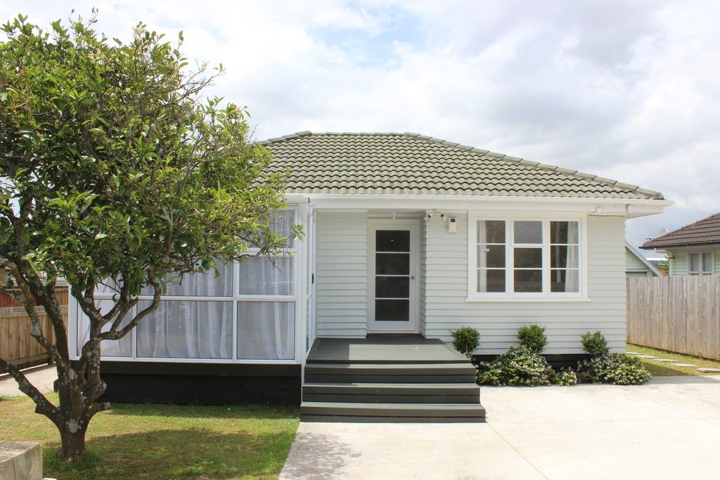 16A Forbes Road, Favona, Manukau City