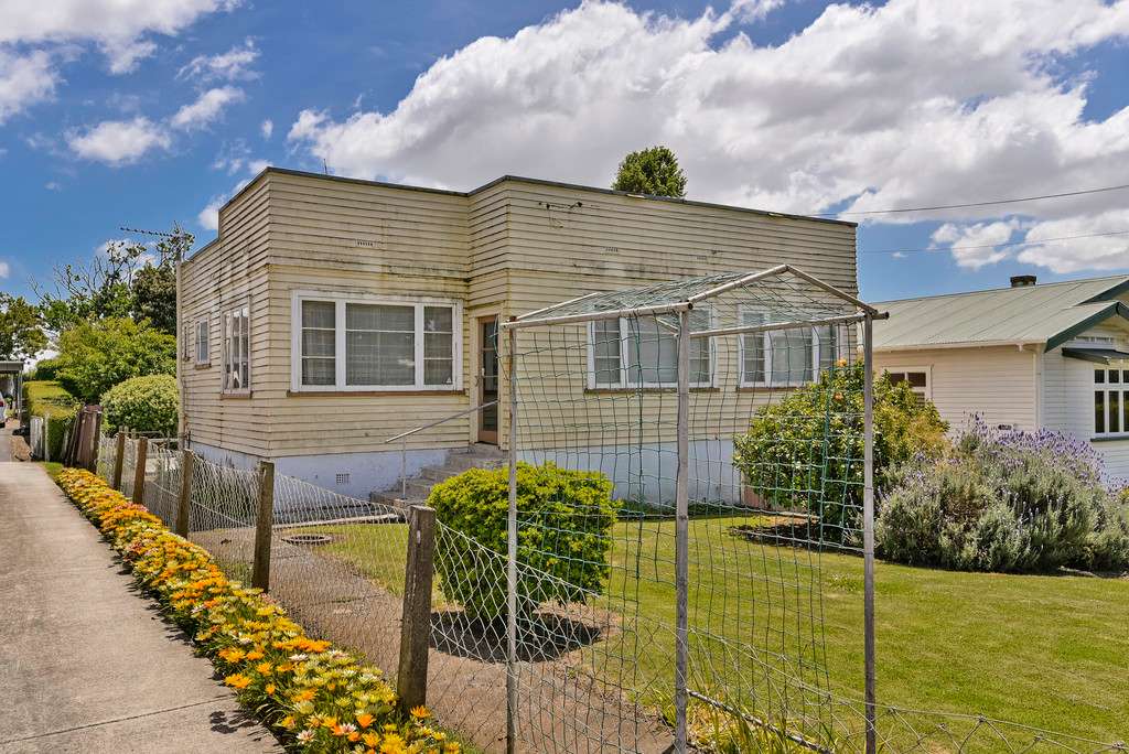 79 Hastie Avenue photo 0