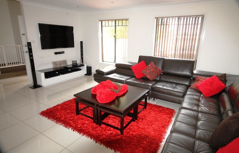 2/42 First Avenue, HOXTON PARK, NSW 2171