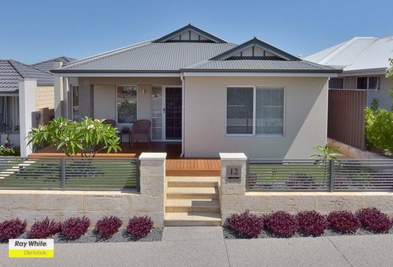 12 Lago Prom, Aveley WA 6069