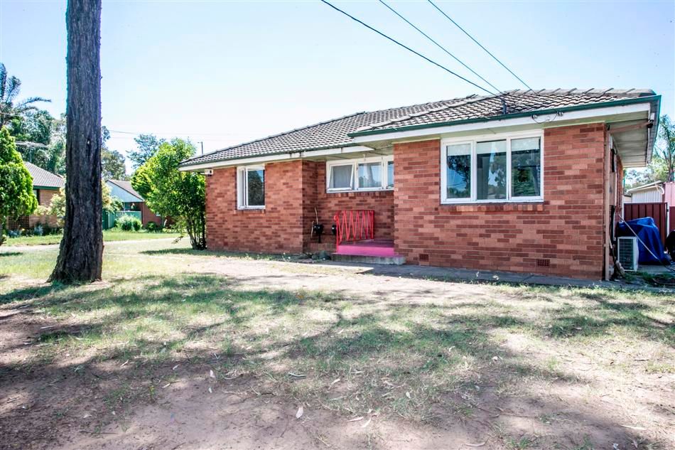 36 Wangaroa Crescent, Lethbridge Park, NSW 2770