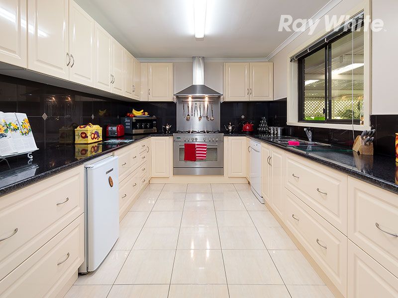 5 Barook Place, Springdale Heights, NSW 2641
