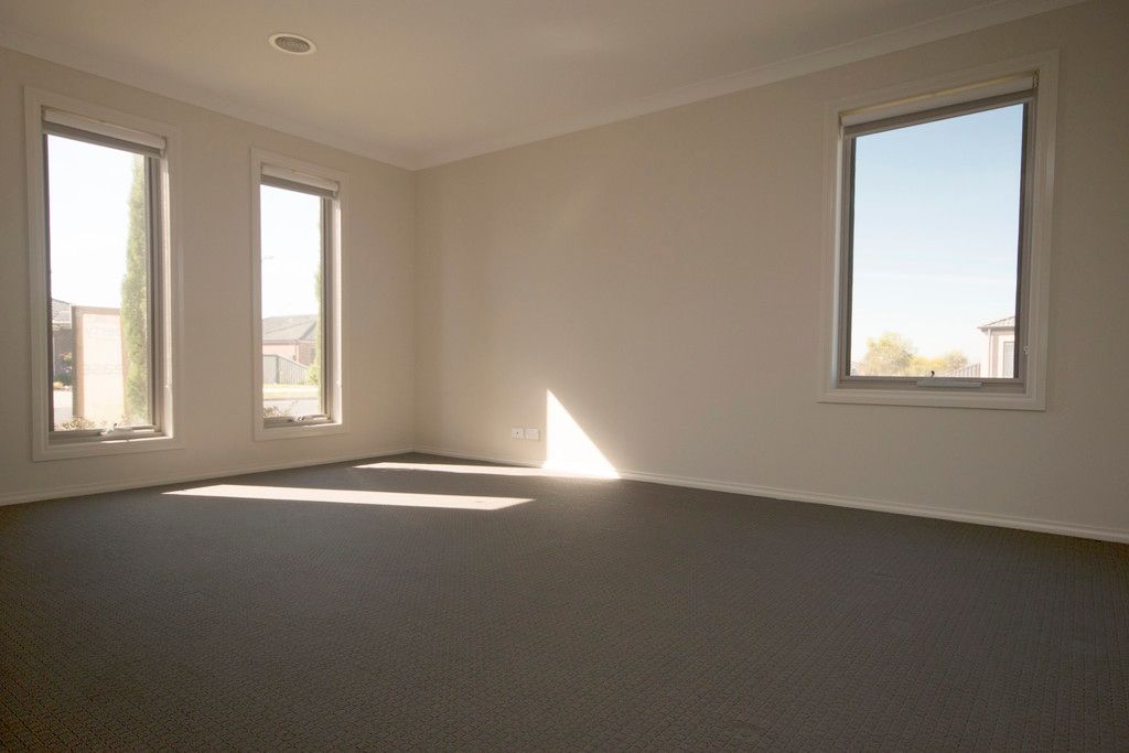 8 Brahman Drive, Delacombe, VIC 3356