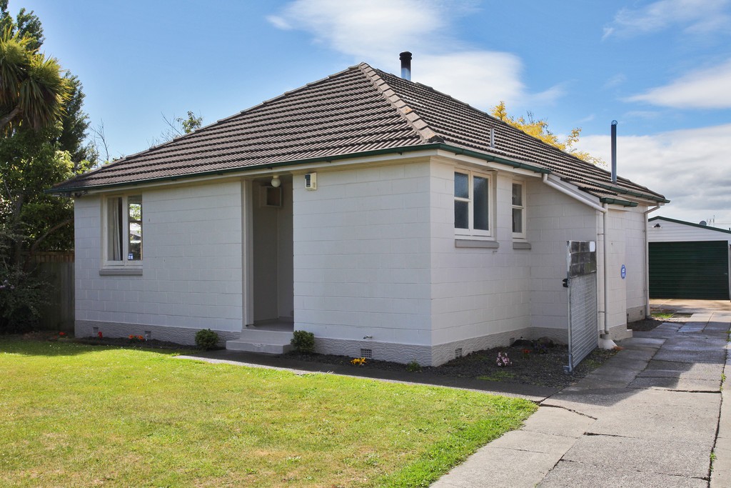 35 Momorangi Crescent, Redwood, Christchurch City