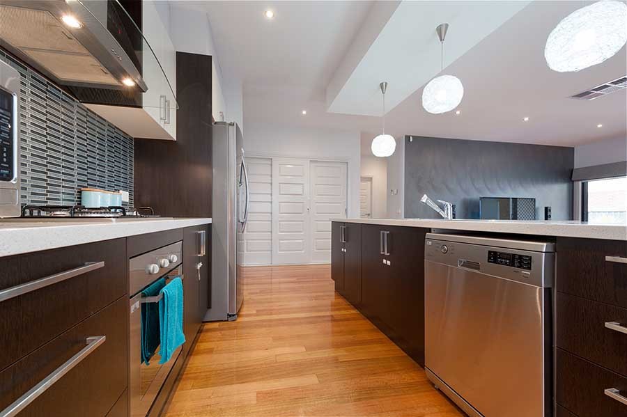 16 Brickwood Circuit, Craigieburn, VIC 3064