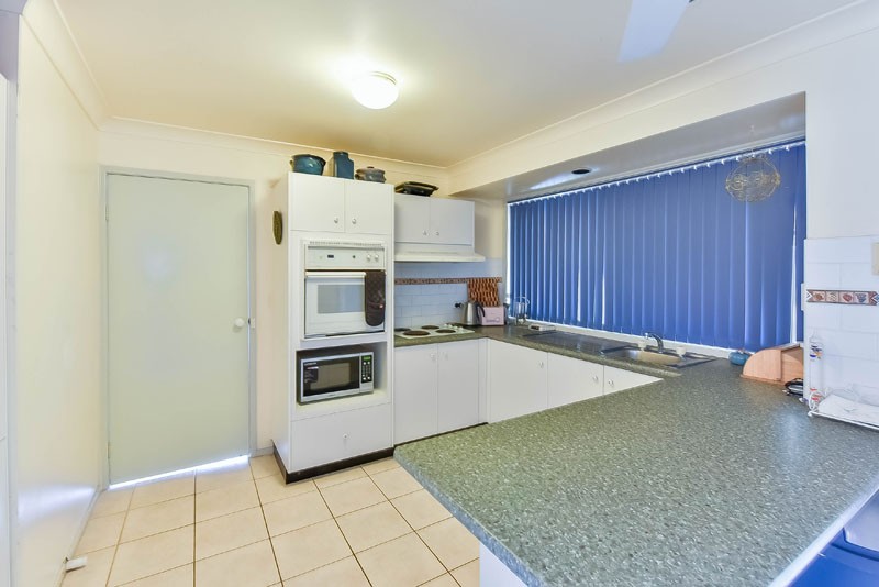 Ambarvale, NSW 2560