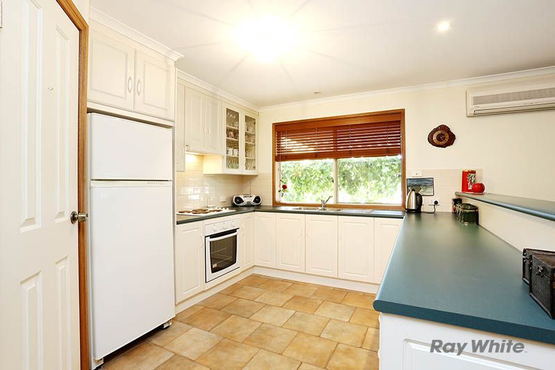 16 Jonathon Street, Clare, SA 5453