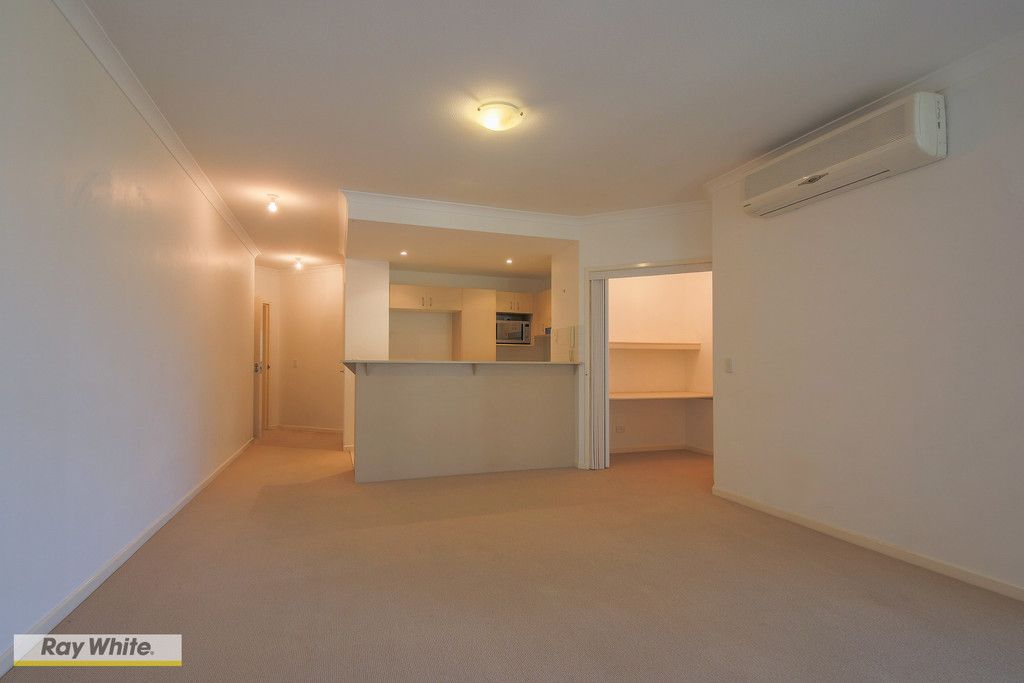 3/5 Rock Street, SCARBOROUGH, QLD 4020