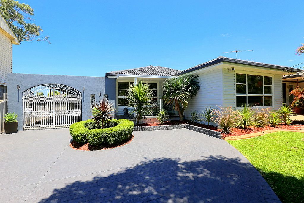 12 Glencorse Avenue