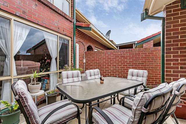 3/7 Sandpiper Place, West Lakes Shore, SA 5020