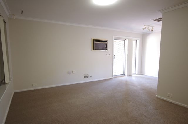 76 Embleton Way, Morley, WA 6062