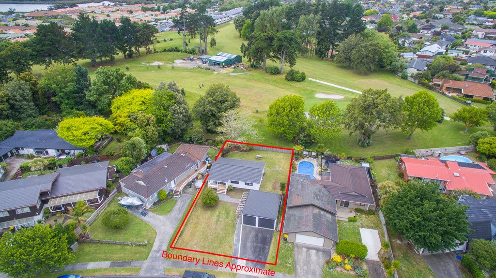 5 Pinehurst Place, Wattle Downs, Manukau City
