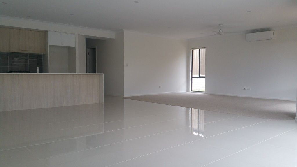 10 Warburn Avenue, Gregory Hills, NSW 2557