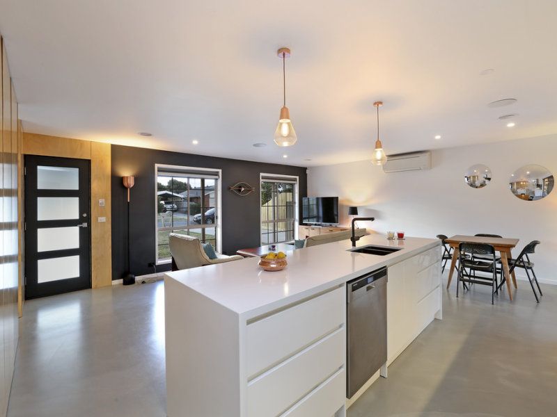 14 Sandalwood Court, Grovedale, VIC 3216