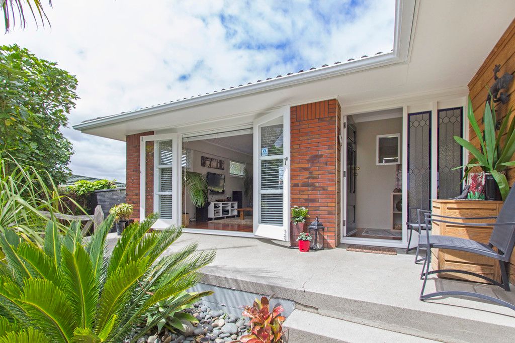 17 Downsview Road, Pakuranga, Manukau City