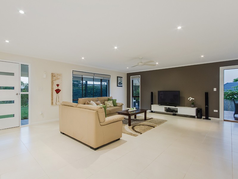 7 Mayjohn Avenue, Carrara, QLD 4211