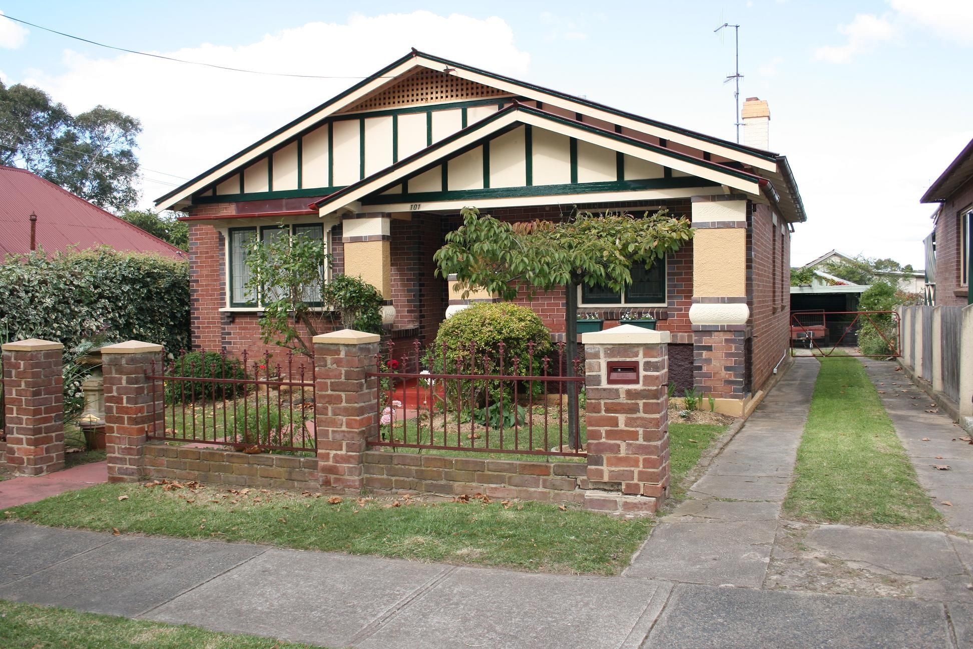 108 Coromandel Street