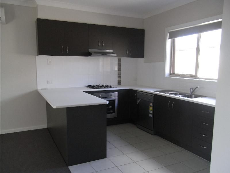 2/107  Hawkins Street, HOWLONG, NSW 2643