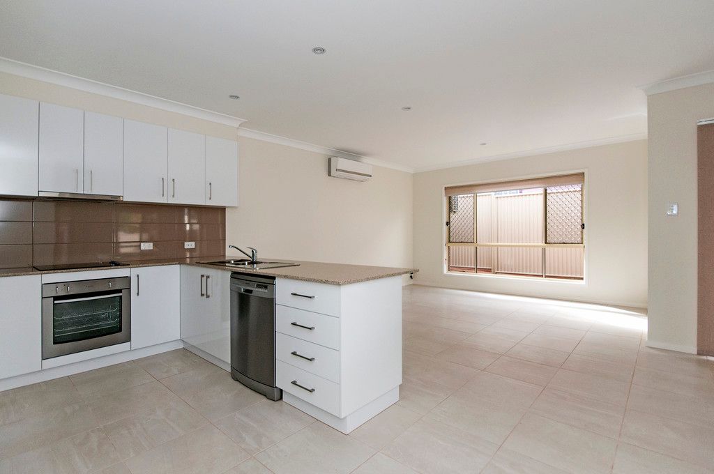 3-65 Crown Street, RANGEVILLE, QLD 4350