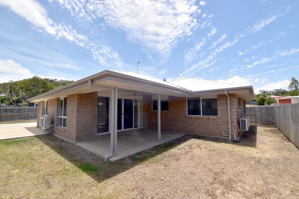 31a John Dory Drive, Toolooa, QLD 4680