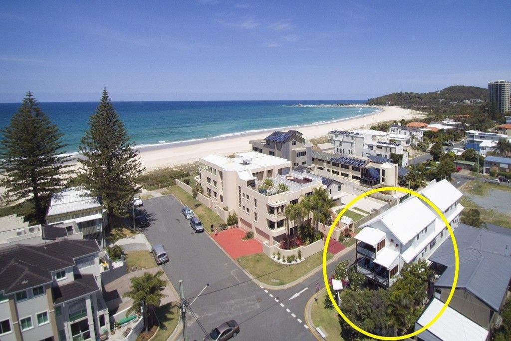 52 Jefferson Lane, Palm Beach QLD 4221