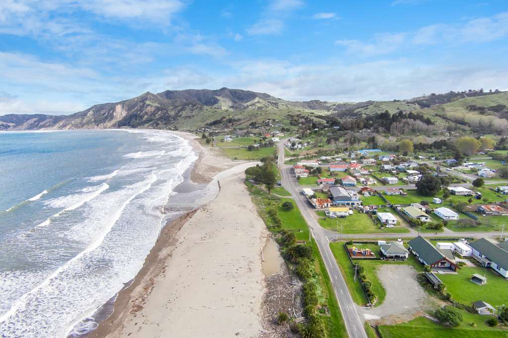 115 Beach Road, Tokomaru Bay, Gisborne District Real Estate Ray