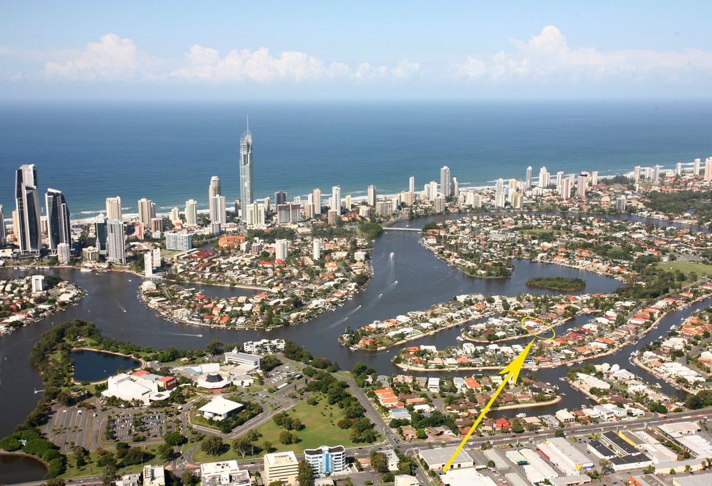 18 The Lido, Isle Of Capri QLD 4217