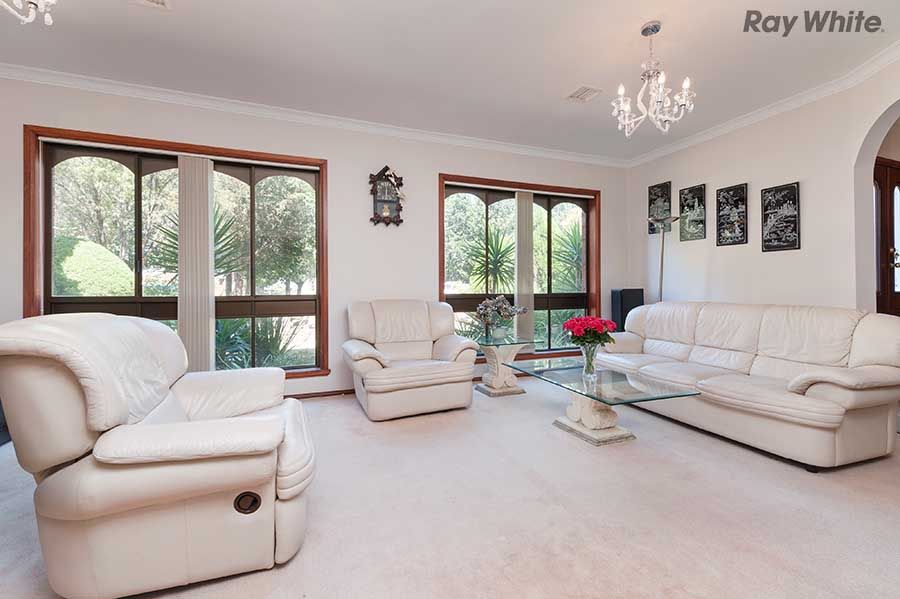 12 Draper Court, Keilor Downs, VIC 3038
