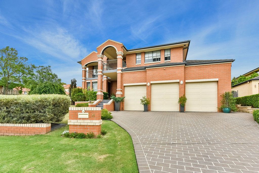 16 Barrack Circuit, Macquarie Links, NSW 2565