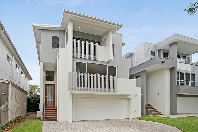 275 Long Street East, Graceville, QLD 4075