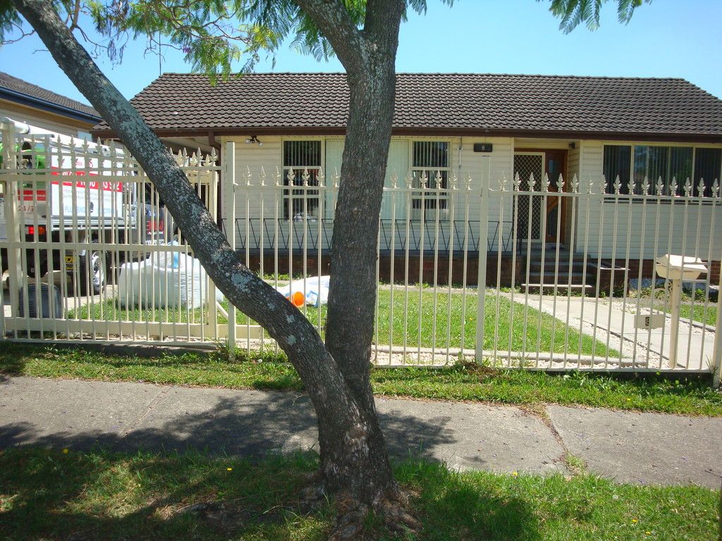 8 Lawford Street, Fairfield West, NSW 2165