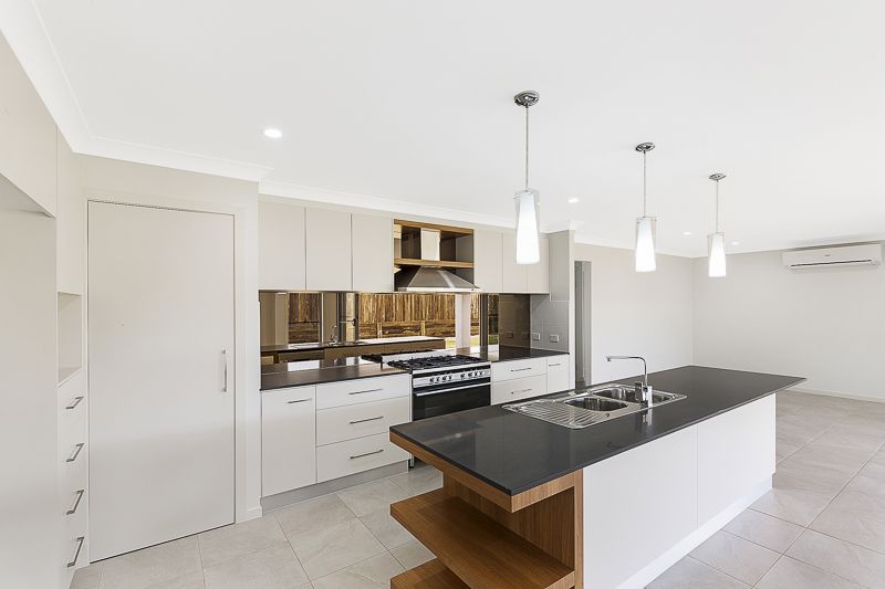 56 Sportsman Drive, Kleinton, QLD 4352