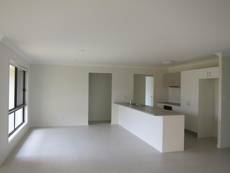1 Bellflower Crescent, MOUNT COTTON, QLD 4165