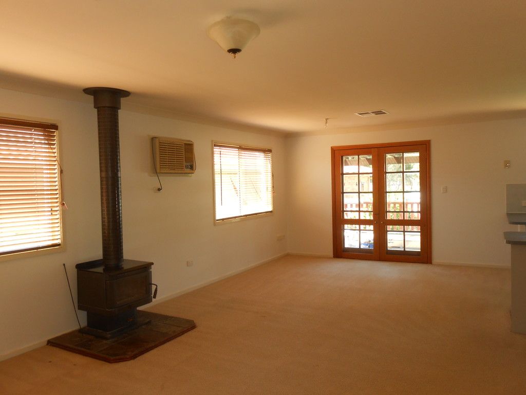 66 Pugsley Avenue, Wagga Wagga, NSW 2650