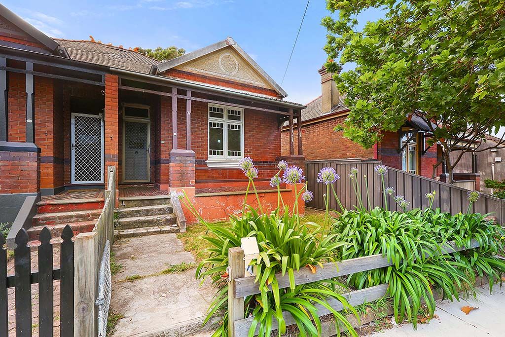 57 Croydon Road