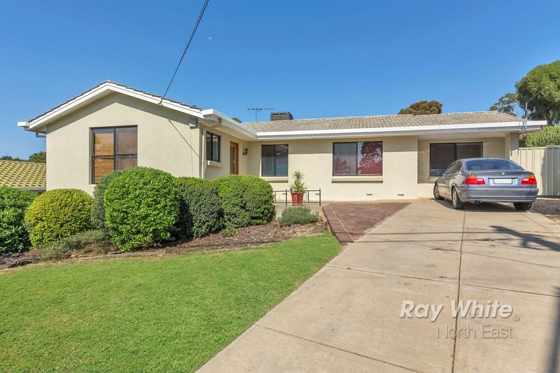 11 Munilla Avenue, Fairview Park SA 5126