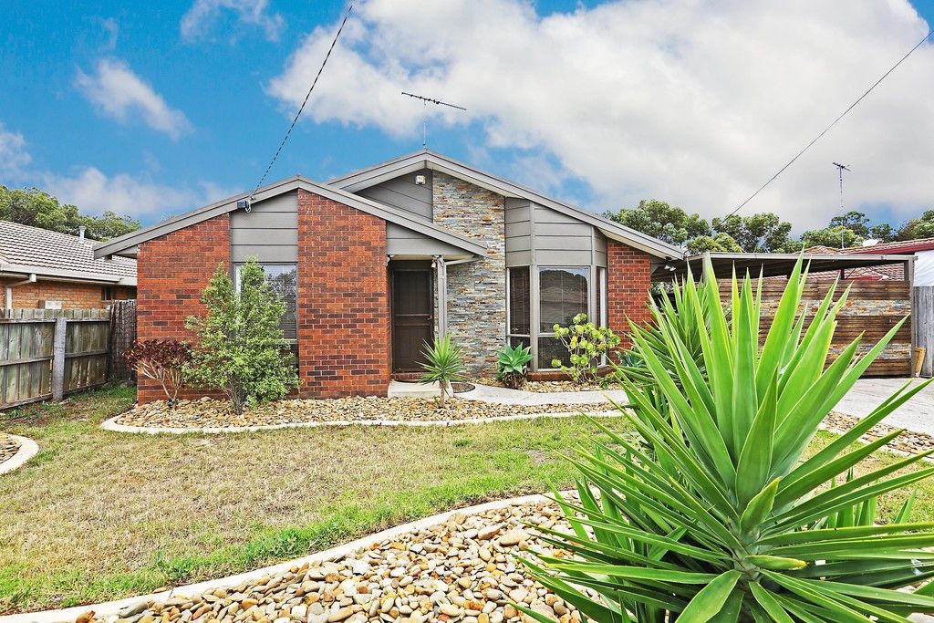 61 Cameron Crescent, Lara VIC 3212