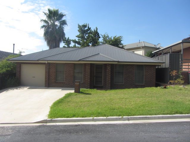 2/510 Cossor Street, Albury, NSW 2640