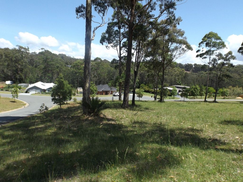 2 Woodlot Place, Batehaven, NSW 2536