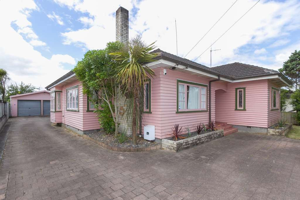 77 Wellington Street, Hamilton East, Hamilton City Real Estate Ray