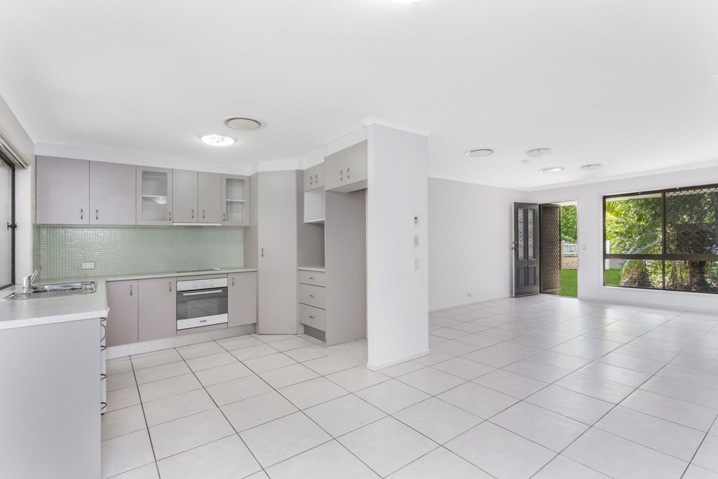 7 Terry Court, Bray Park, QLD 4500