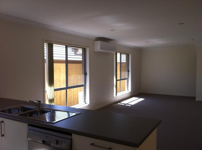 18 Isidore Sreet, Augustine Heights, QLD 4300